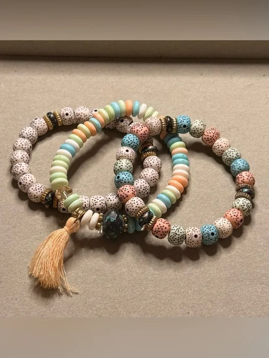 Pastel Multicolor Beaded Stretch Bracelet Set - Picture 1 of 1